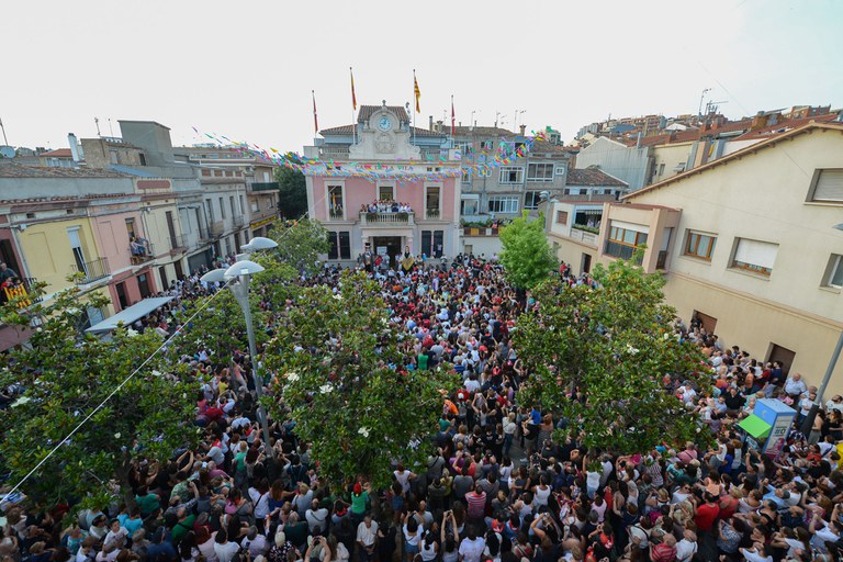 La plaça plena (foto: Localpres)