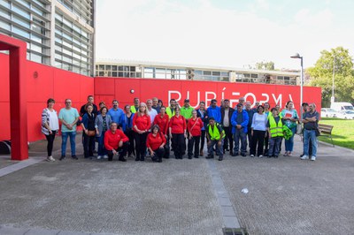 La alcaldesa se ha encontrado con las nuevas contrataciones en el Rubí Forma (foto: Ayuntamiento de Rubí - Localpres).